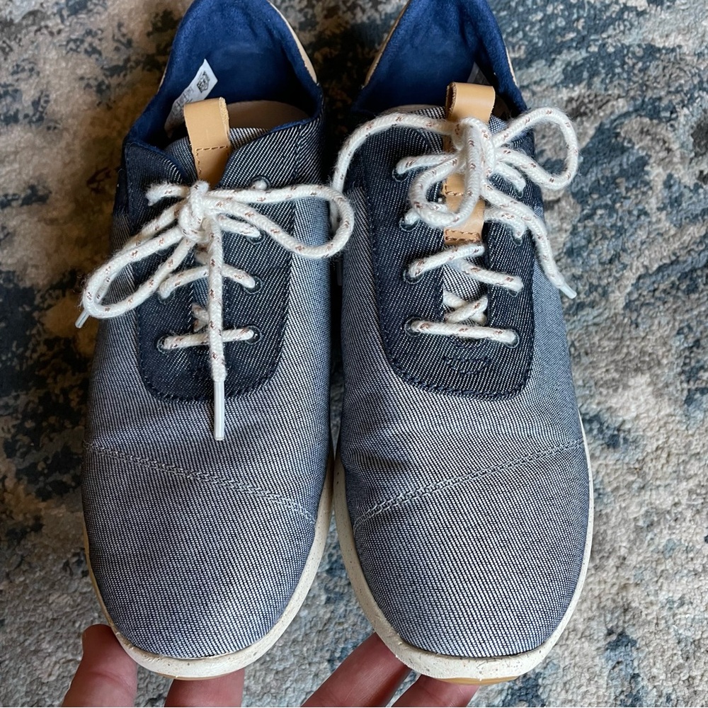 Excellent Condition! Tom’s Cabrillo Navy Denim sneakers 10 - Picture 6 of 8